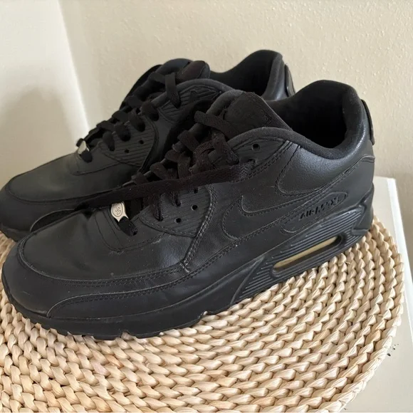 Nike Air Max m-90 All Black Mens Size 9 Sneakers Airmax - Picture 2 of 6